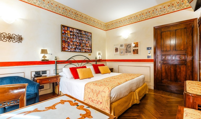 Deluxe double room with terrace  Art Hotel Commercianti Bologna