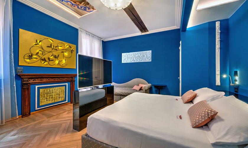 Luxury apartments battibecco  Art Hotel Commercianti Bologna