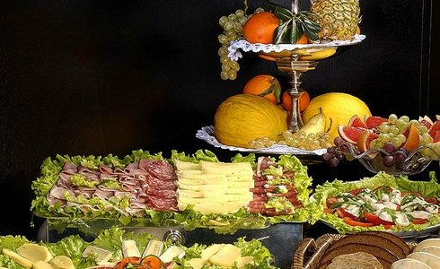 BUFFET BREAKFAST INCLUDED FROM 7:00 TO 11:00 A. M. Art Hotel Novecento in Bologna, Italy BUFFET BREAKFAST INCLUDED FROM 7:00 TO 11:00 A. M. Art Hotel Novecento in Bologna, Italy