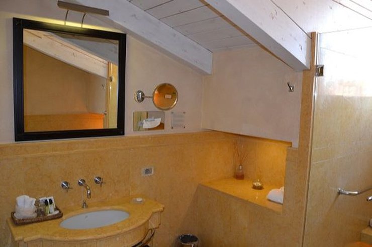Galileo suite art hotel novecento bologna Galileo suite art hotel novecento bologna