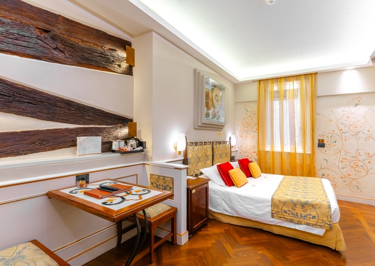 Deluxe Double Room Art Hotel Commercianti Bologna Deluxe Double Room Art Hotel Commercianti Bologna