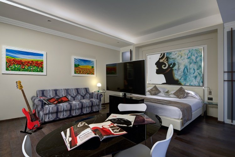 Luxury apartments art hotel commercianti bologna Luxury apartments art hotel commercianti bologna