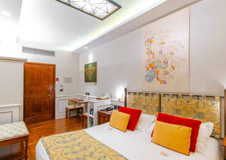 Classic double room Art Hotel Commercianti Bologna Classic double room Art Hotel Commercianti Bologna