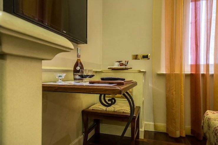 Classic double room art hotel commercianti bologna Classic double room art hotel commercianti bologna