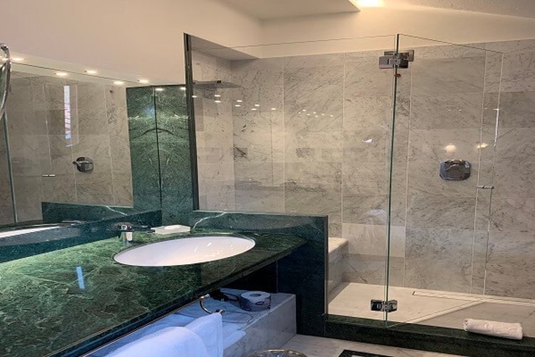 Suite art hotel commercianti bologna Suite art hotel commercianti bologna