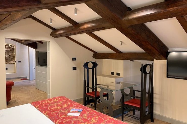 SUITE Art Hotel Commercianti Bologna, Italy SUITE Art Hotel Commercianti Bologna, Italy
