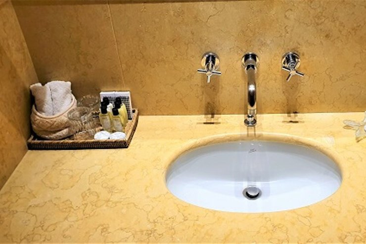 Classic double room art hotel novecento bologna Classic double room art hotel novecento bologna