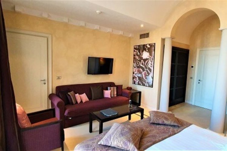 Galileo suite art hotel novecento bologna Galileo suite art hotel novecento bologna