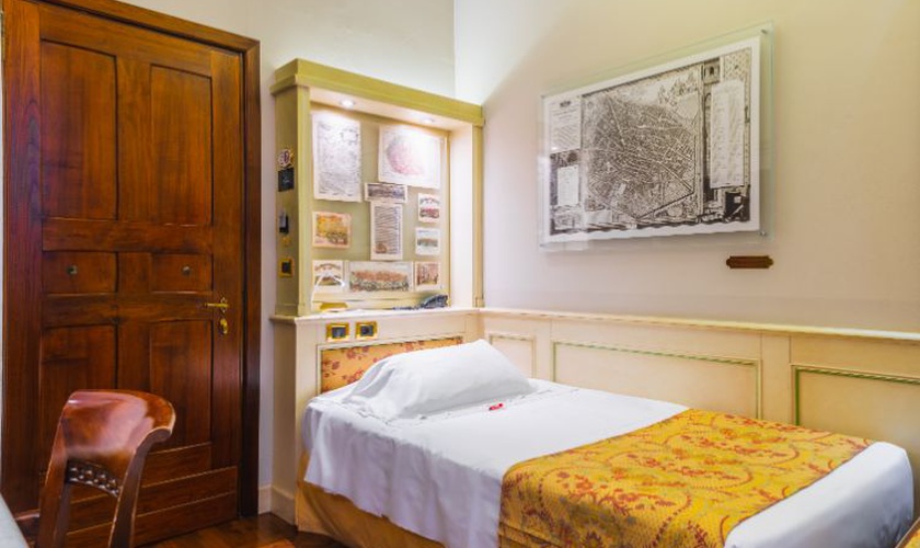 Single room Art Hotel Commercianti Bologna Single room Art Hotel Commercianti Bologna