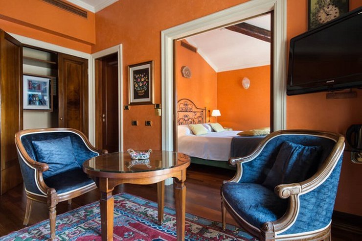 SUITE Art Hotel Orologio Bologna, Italy SUITE Art Hotel Orologio Bologna, Italy