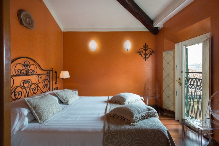 SUITE Art Hotel Orologio Bologna, Italy SUITE Art Hotel Orologio Bologna, Italy