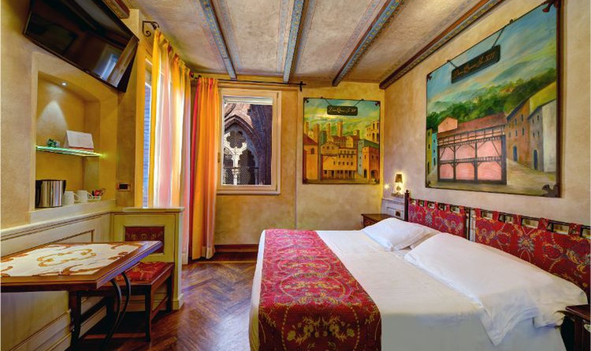 Deluxe double room with terrace  Art Hotel Commercianti Bologna