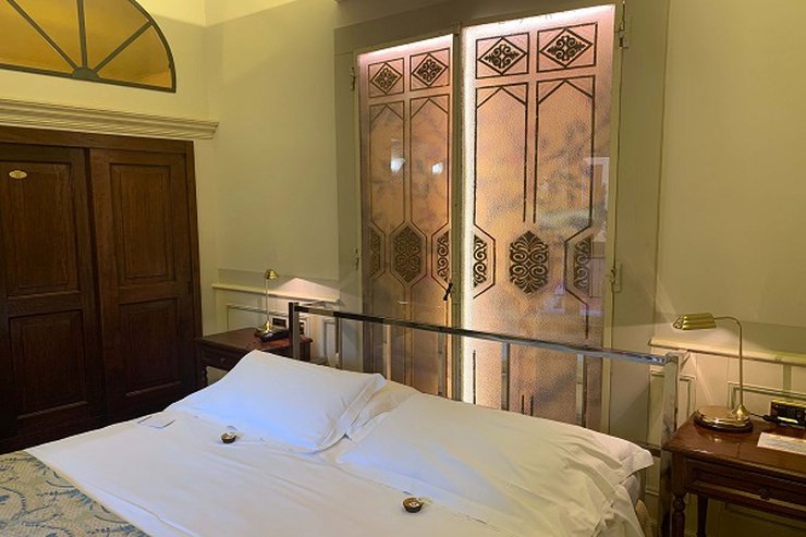 Deluxe double room art hotel commercianti bologna Deluxe double room art hotel commercianti bologna