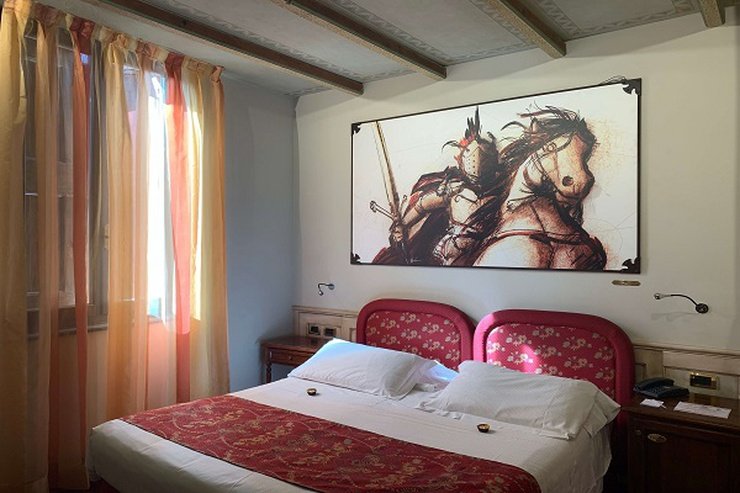 DELUXE DOUBLE ROOM Art Hotel Commercianti Bologna, Italy DELUXE DOUBLE ROOM Art Hotel Commercianti Bologna, Italy
