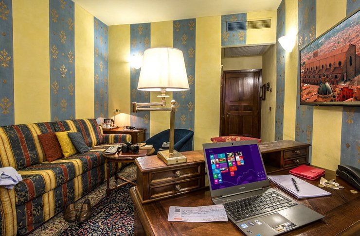 SUITE Art Hotel Commercianti Bologna, Italy SUITE Art Hotel Commercianti Bologna, Italy