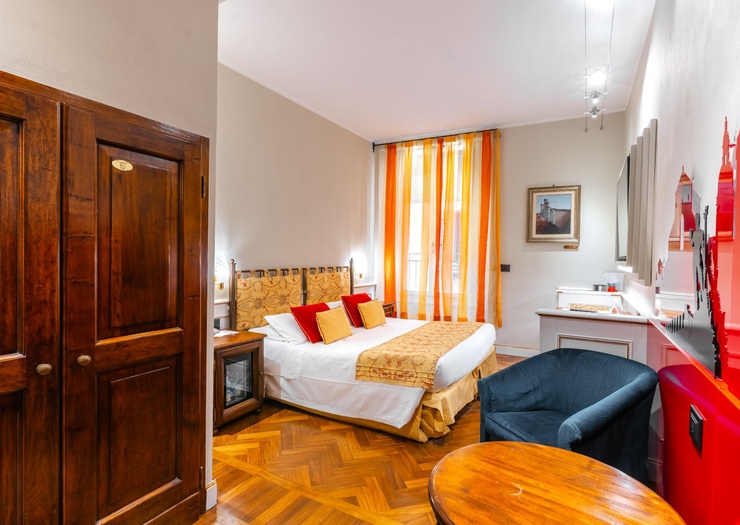 Classic double room Art Hotel Commercianti Bologna Classic double room Art Hotel Commercianti Bologna