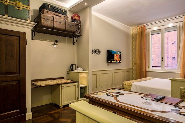 CLASSIC DOUBLE ROOM Art Hotel Commercianti Bologna, Italy CLASSIC DOUBLE ROOM Art Hotel Commercianti Bologna, Italy