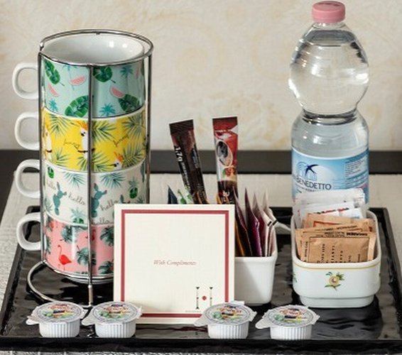 JUNIOR THE SOUTHERN CROSS Art Hotel Orologio Bologna, Italy JUNIOR THE SOUTHERN CROSS Art Hotel Orologio Bologna, Italy