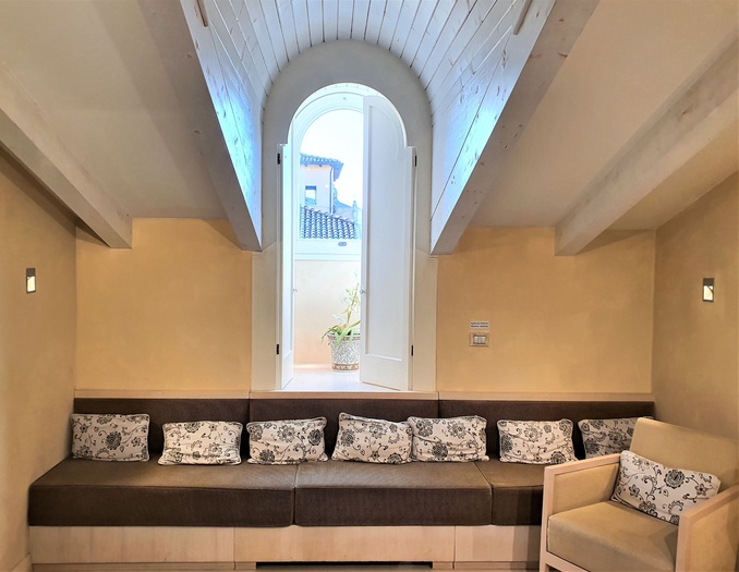 Deluxe penthouse room art hotel novecento bologna Deluxe penthouse room art hotel novecento bologna