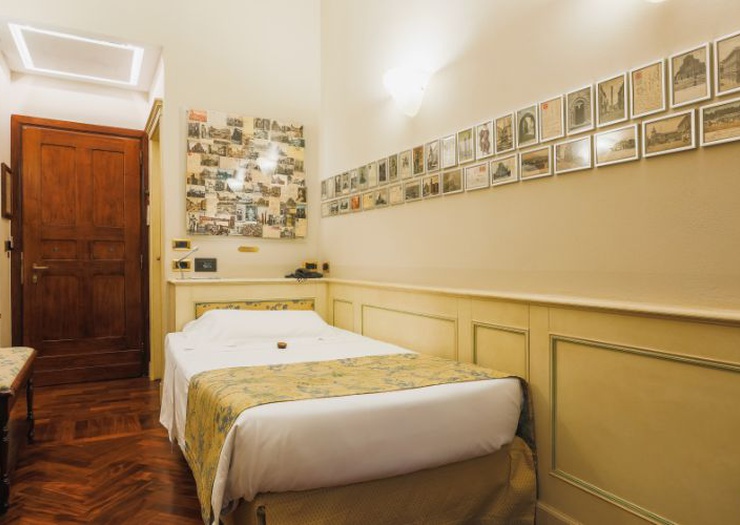Single room Art Hotel Commercianti Bologna Single room Art Hotel Commercianti Bologna