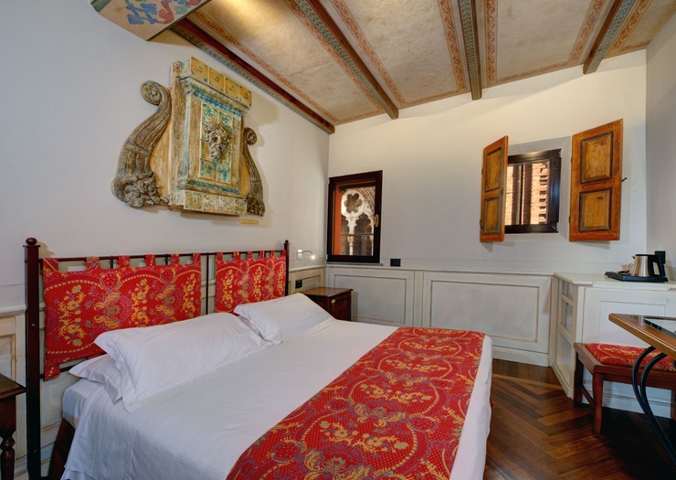 Deluxe Double Room Art Hotel Commercianti Bologna Deluxe Double Room Art Hotel Commercianti Bologna
