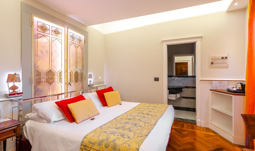 Deluxe Double Room Art Hotel Commercianti Bologna Deluxe Double Room Art Hotel Commercianti Bologna