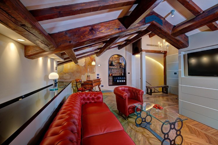 Suites art hotel commercianti bologna Suites art hotel commercianti bologna