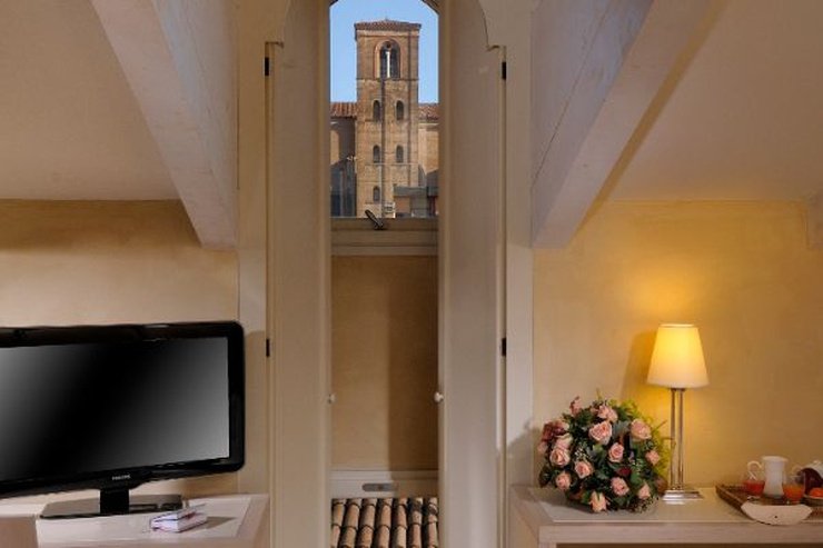 Deluxe penthouse room art hotel novecento bologna Deluxe penthouse room art hotel novecento bologna