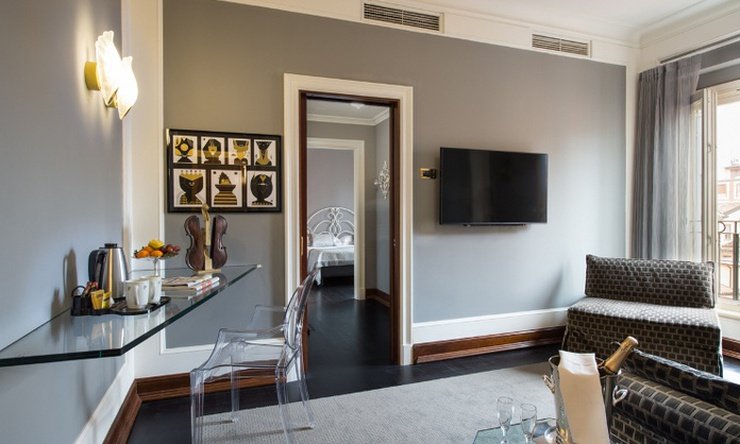 SUITE DELUXE Art Hotel Orologio Bologna, Italy SUITE DELUXE Art Hotel Orologio Bologna, Italy