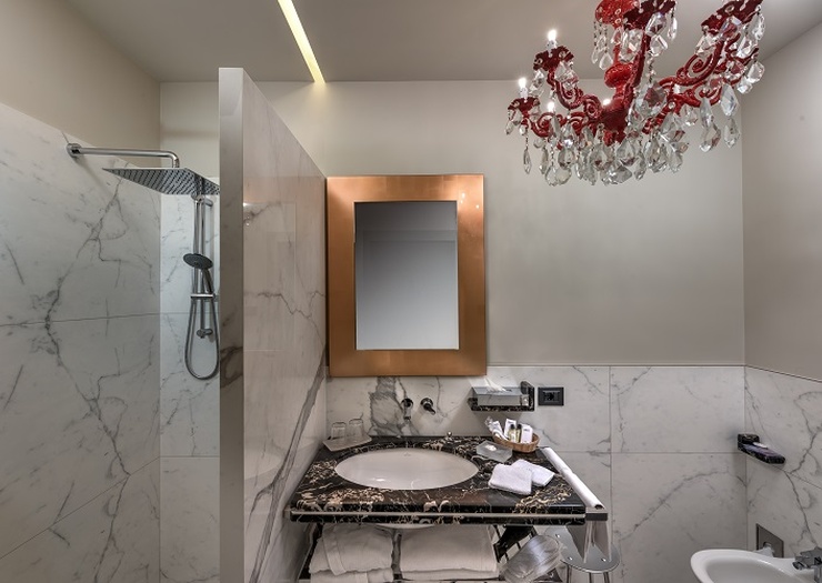 Luxury apartments  Art Hotel Commercianti Bologna