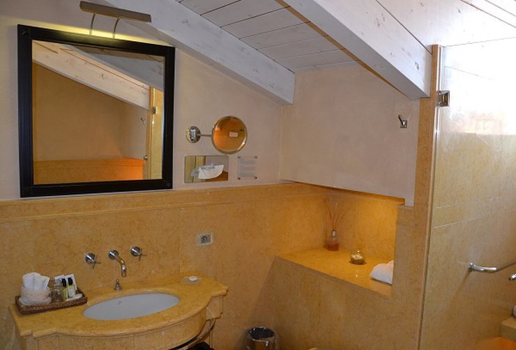 Suite galileo art hotel novecento bologna, italy Suite galileo art hotel novecento bologna, italy
