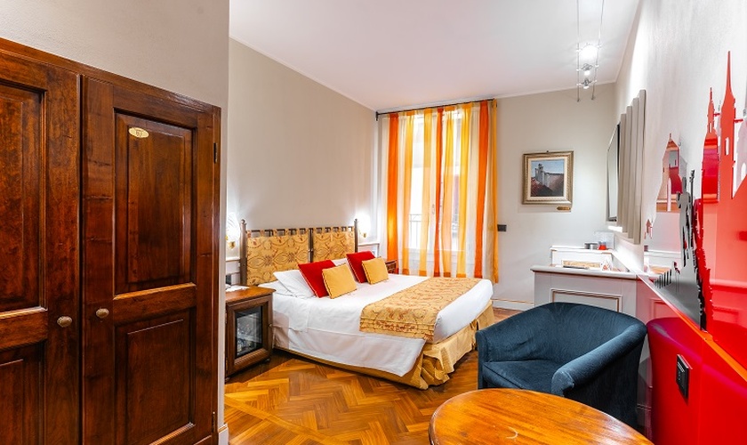 Classic double room  Art Hotel Commercianti Bologna