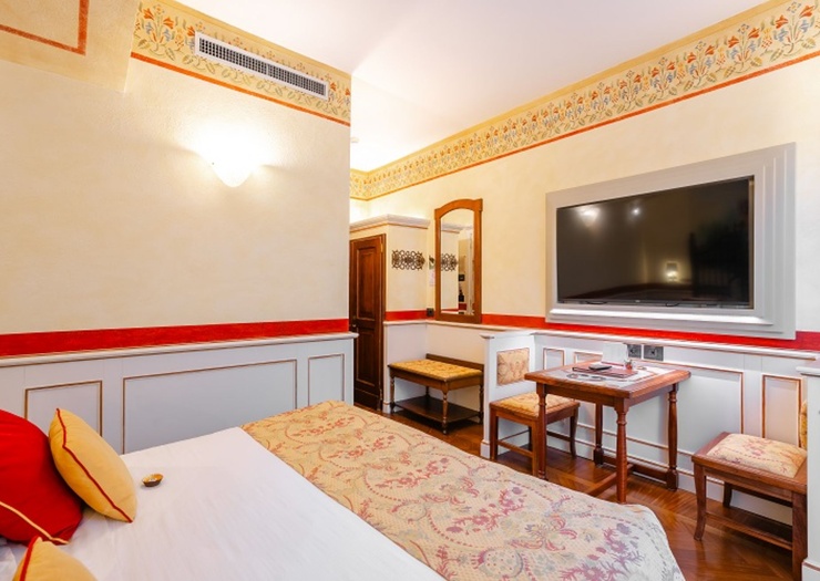 Deluxe Double Room Art Hotel Commercianti Bologna Deluxe Double Room Art Hotel Commercianti Bologna