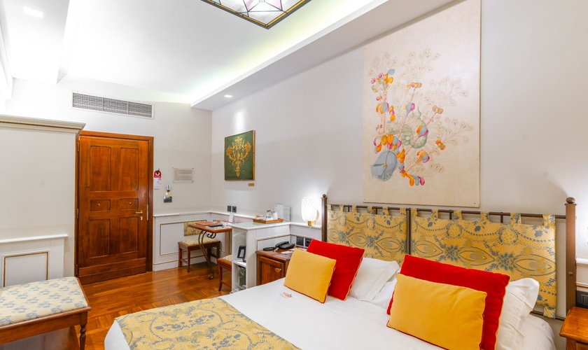Classic double room Art Hotel Commercianti Bologna Classic double room Art Hotel Commercianti Bologna