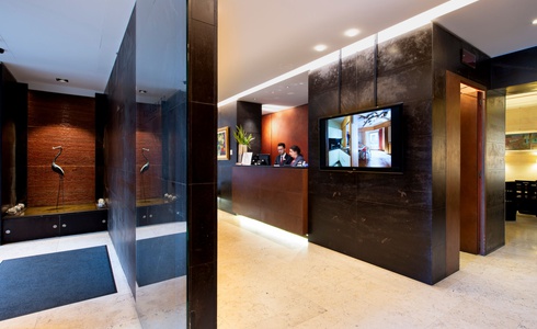 24 HOUR RECEPTION Art Hotel Novecento in Bologna 24 HOUR RECEPTION Art Hotel Novecento in Bologna