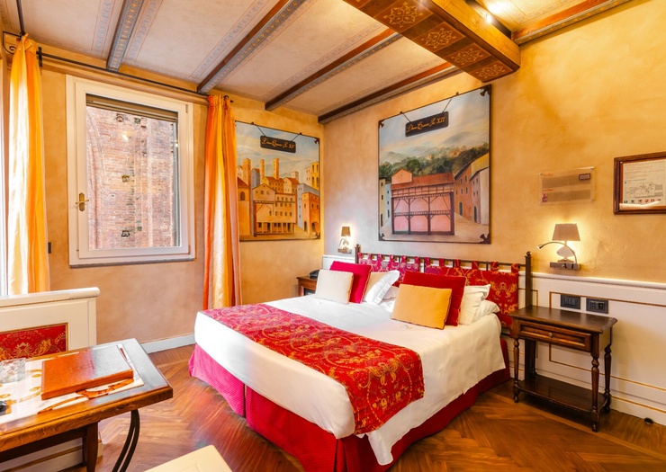 Deluxe Double Room with Terrace Art Hotel Commercianti Bologna Deluxe Double Room with Terrace Art Hotel Commercianti Bologna