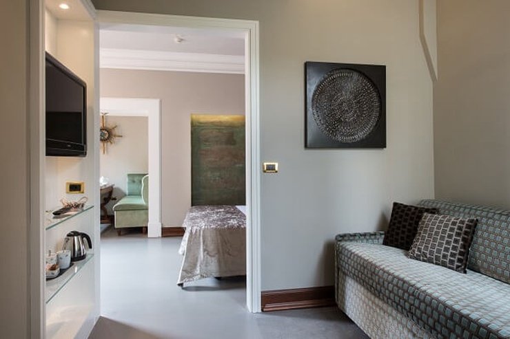 SUITE DELUXE LA ROMANTICA Art Hotel Orologio Bologna, Italy SUITE DELUXE LA ROMANTICA Art Hotel Orologio Bologna, Italy