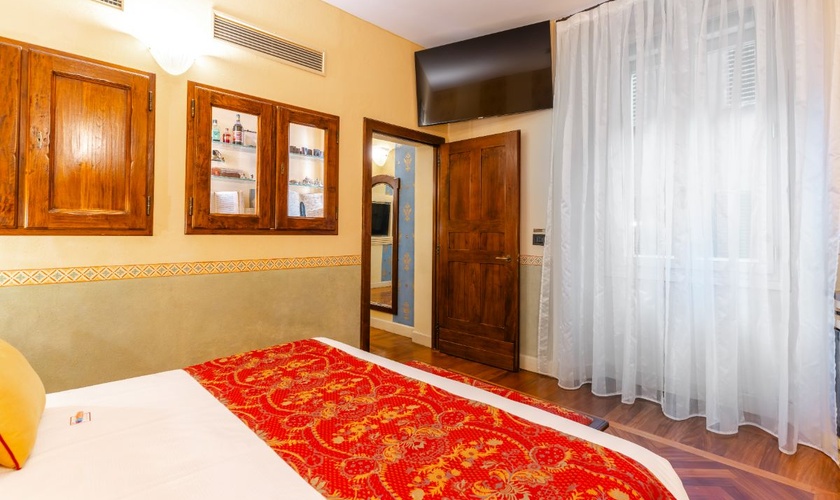 Suites  Art Hotel Commercianti Bologna