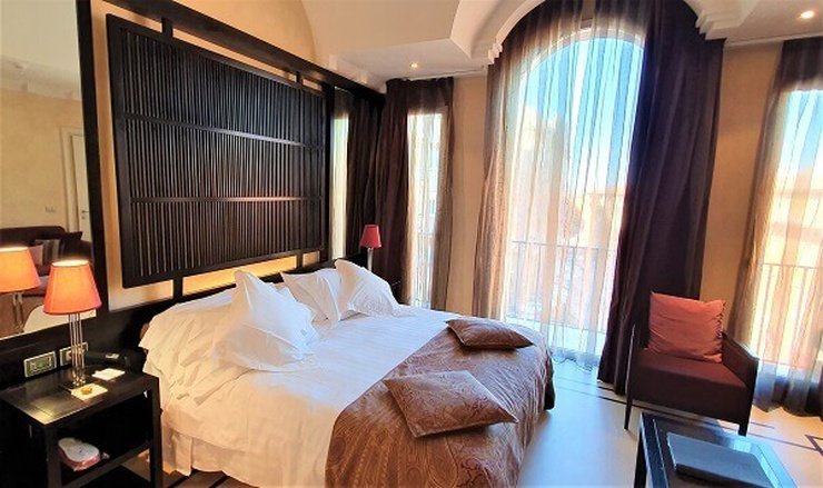 Suite galileo art hotel novecento bologna, italy Suite galileo art hotel novecento bologna, italy