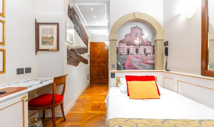 Single room  Art Hotel Commercianti Bologna