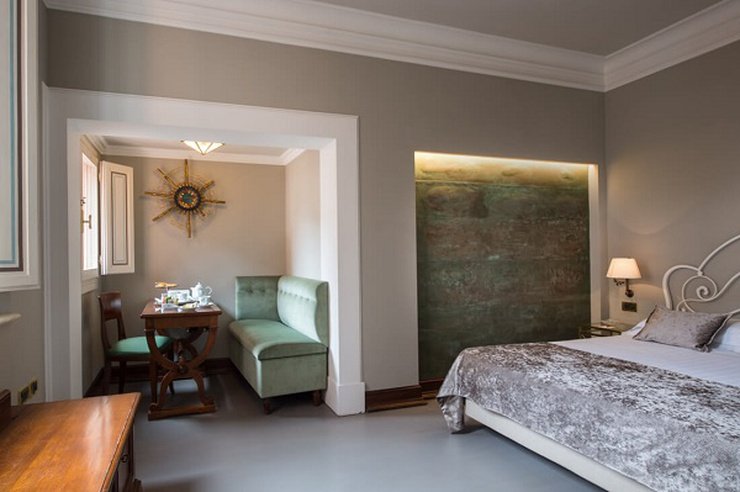 SUITE DELUXE Art Hotel Orologio Bologna, Italy SUITE DELUXE Art Hotel Orologio Bologna, Italy