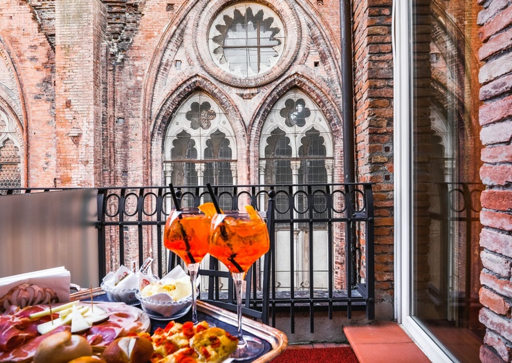 Deluxe Double Room with Terrace Art Hotel Commercianti Bologna Deluxe Double Room with Terrace Art Hotel Commercianti Bologna