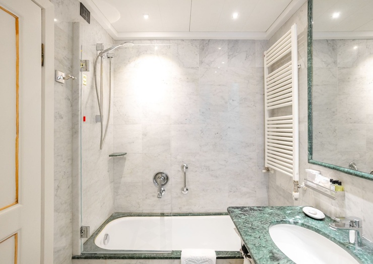 Deluxe Double Room Art Hotel Commercianti Bologna Deluxe Double Room Art Hotel Commercianti Bologna