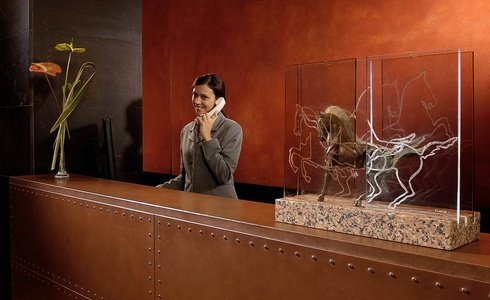24-HOUR RECEPTION Art Hotel Novecento in Bologna, Italy 24-HOUR RECEPTION Art Hotel Novecento in Bologna, Italy