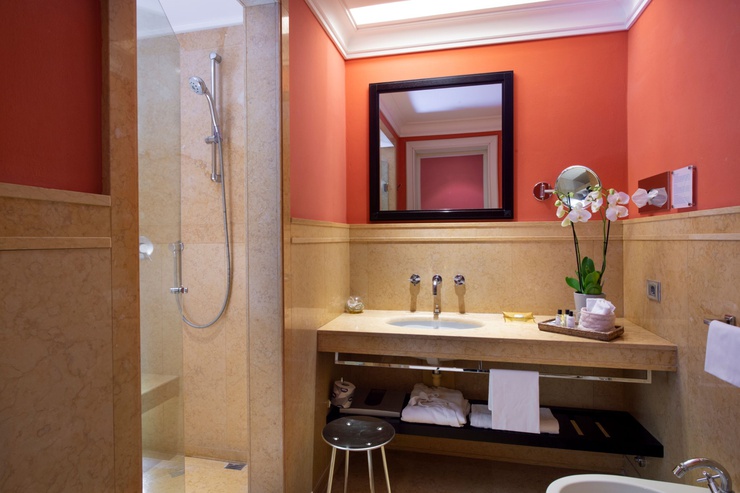 Classic double room art hotel novecento bologna Classic double room art hotel novecento bologna