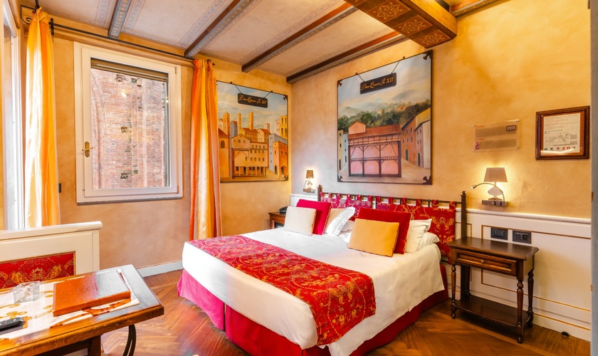 Deluxe Double Room with Terrace Art Hotel Commercianti Bologna Deluxe Double Room with Terrace Art Hotel Commercianti Bologna