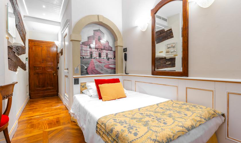 Single Room Art Hotel Commercianti Bologna Single Room Art Hotel Commercianti Bologna