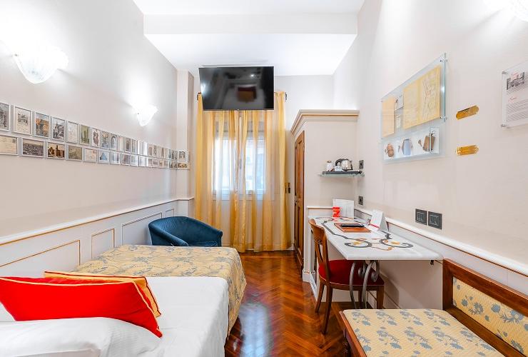 Single Room Art Hotel Commercianti Bologna Single Room Art Hotel Commercianti Bologna