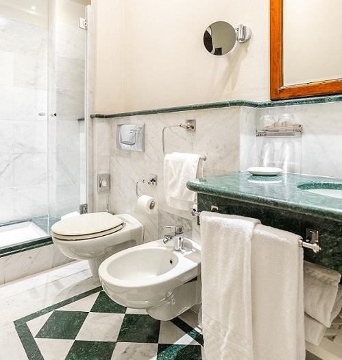 Classic double room Art Hotel Commercianti Bologna Classic double room Art Hotel Commercianti Bologna