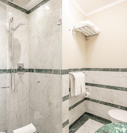 Classic double room Art Hotel Commercianti Bologna Classic double room Art Hotel Commercianti Bologna